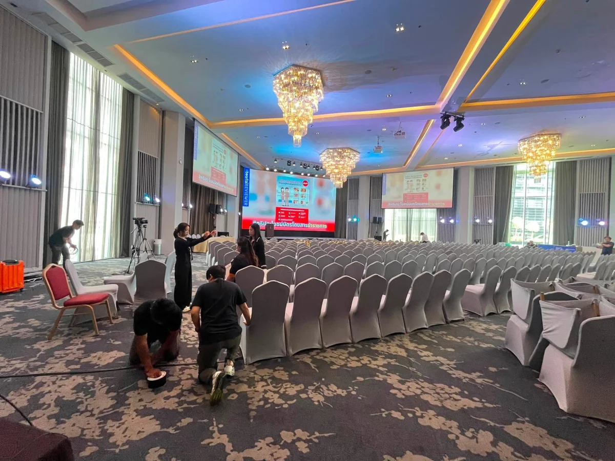 เวทีและการจัดเตรียมระบบภาพในงาน AI Expo 2026