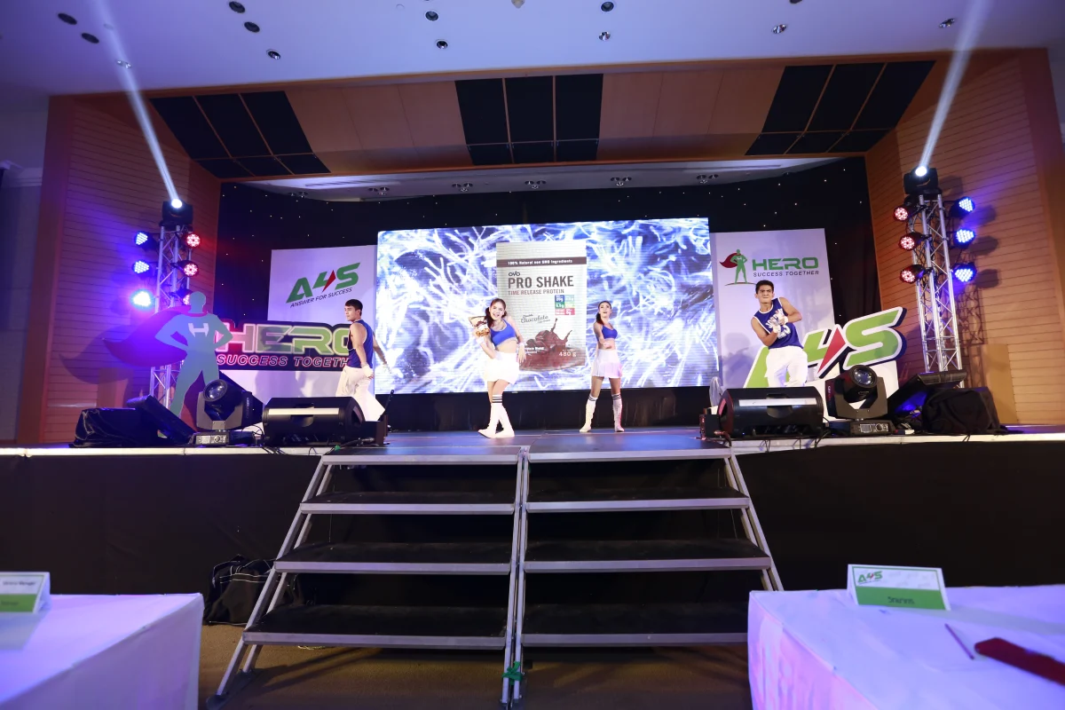 เวทีงานอีเวนต์พร้อมจอ Indoor LED และระบบแสง
